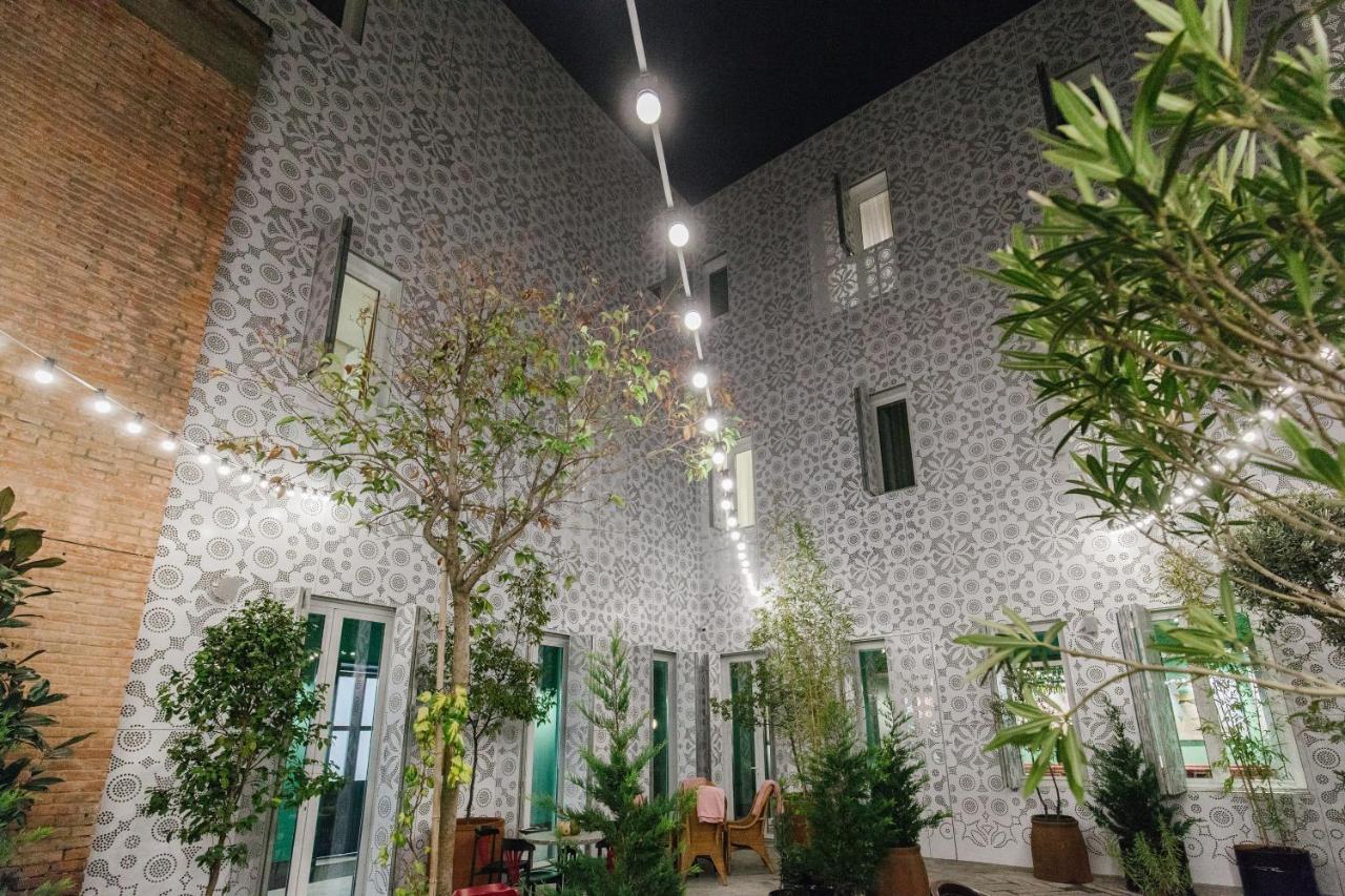 G.Vino Boutique Hotel Tbilisi Exterior foto